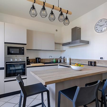 Guggiate - Seta Apartment เบลลาโจ ภายนอก รูปภาพ