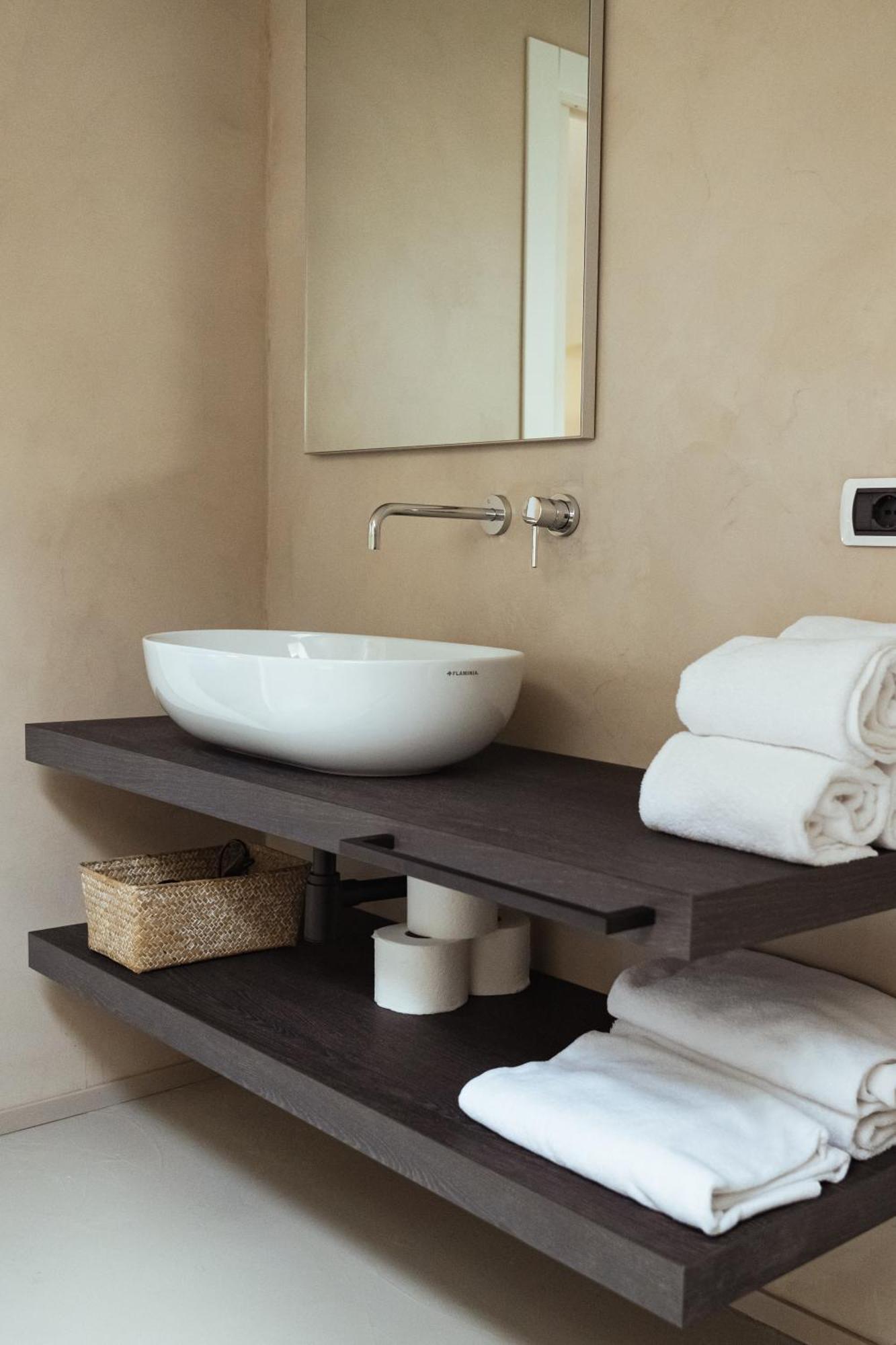 Guggiate - Seta Apartment เบลลาโจ ภายนอก รูปภาพ