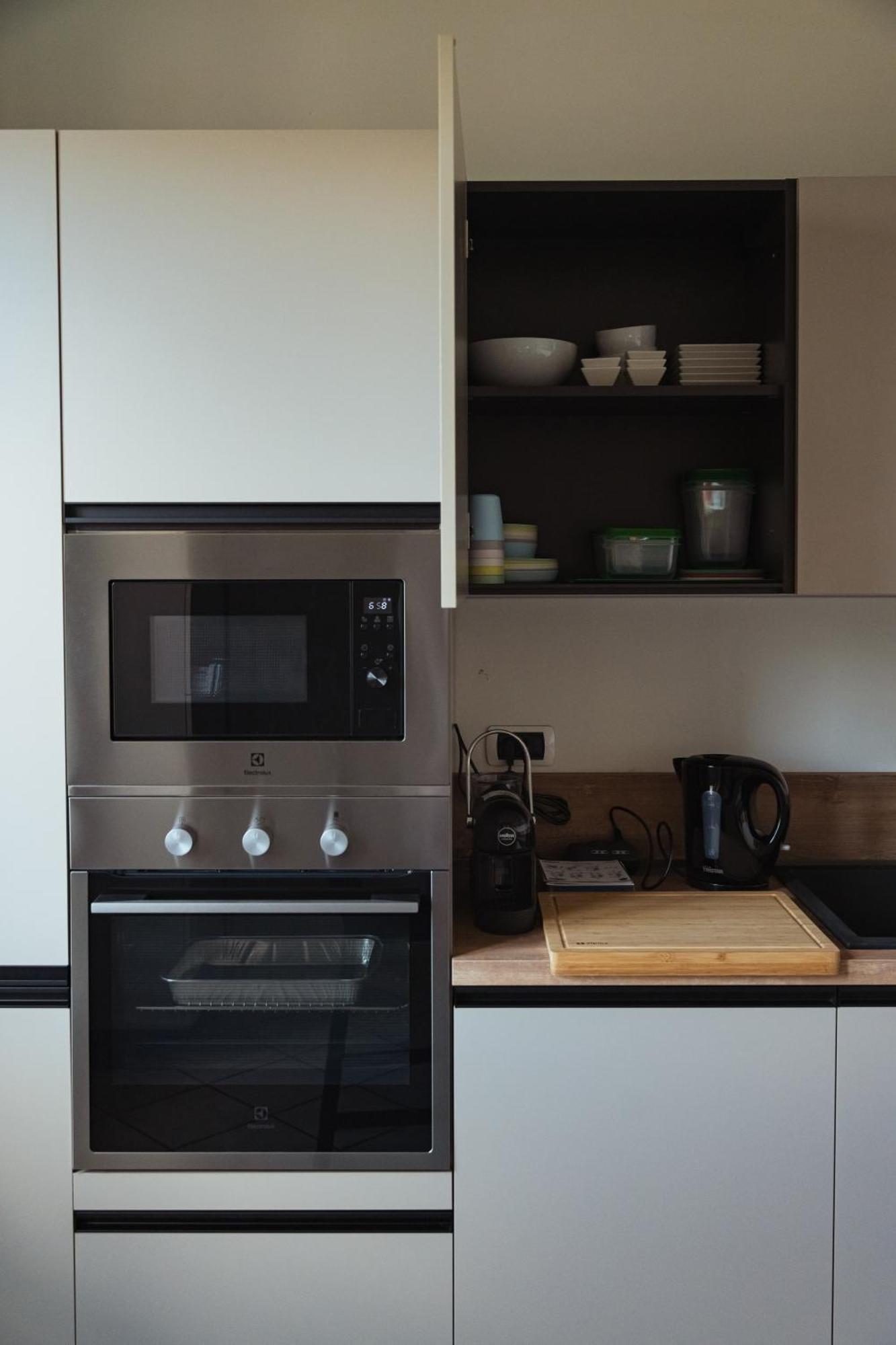 Guggiate - Seta Apartment เบลลาโจ ภายนอก รูปภาพ