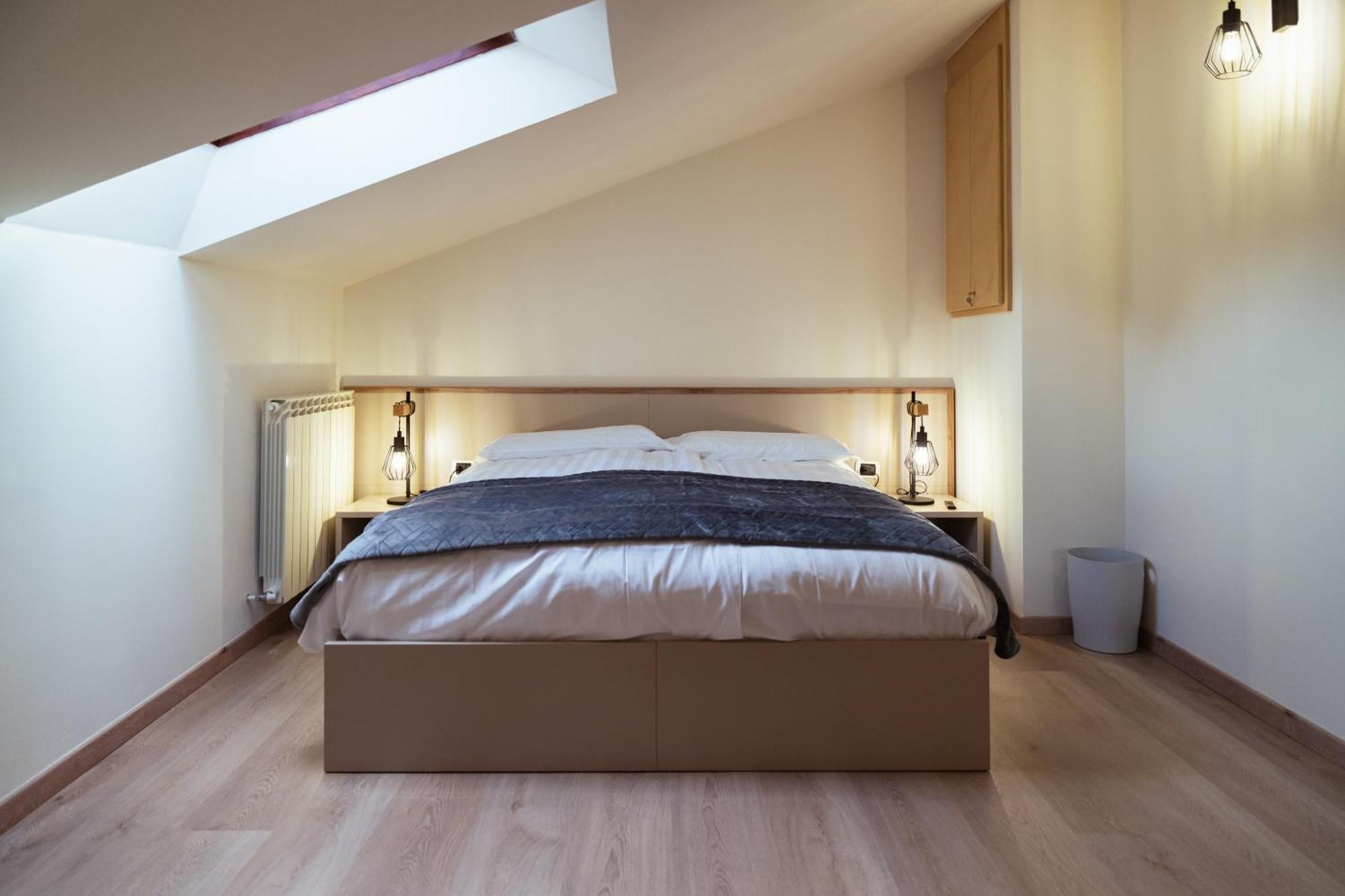 Guggiate - Seta Apartment เบลลาโจ ภายนอก รูปภาพ